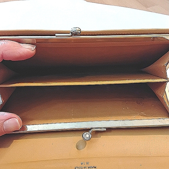 Celine Triomphe Long Wallet Vintage GUC - Picture 12 of 17